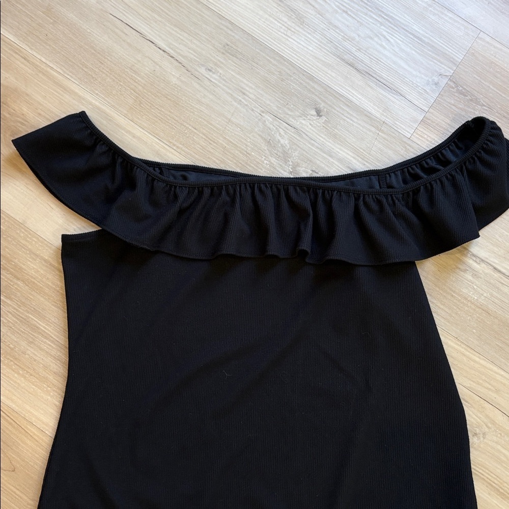 Express Black Off Shoulder Bodysuit Top - Picture 5 of 7